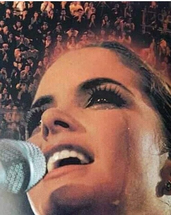 11:11✨✨ SIEMPRE CONTIGO 
<a href="/LuceroMexico/">Lucero</a>