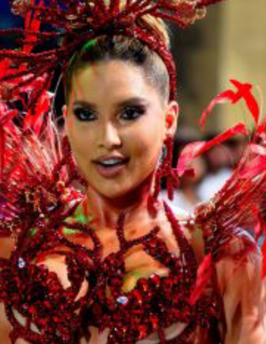 RESUMO DO DIA:

1) Escolas de Samba do Rio de Janeiro fazem o seu último dia de desfile.

2) Virgínia Fonseca ouve vaias durante desfile da Grande Rio, mas consegue colocar milhares de pessoas em sua live.

3) Alexandre de Moraes manda quebrar todos os sigilos dos suspeitos de