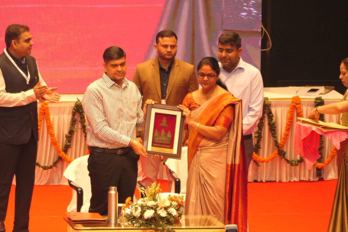 Commissioner Gorakhpur Division Gorakhpur tweet media