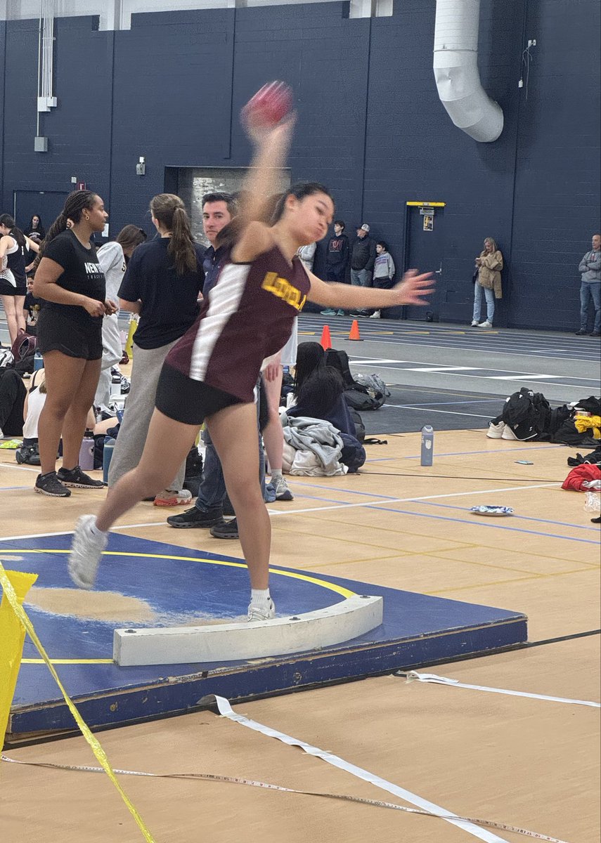 Loyola Girls' XCTF tweet media