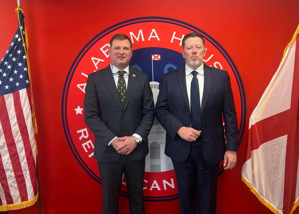 Pastor Travis Johnson tweet media