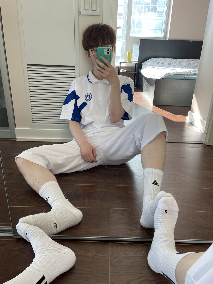 哈润枫（戴锁版） tweet media