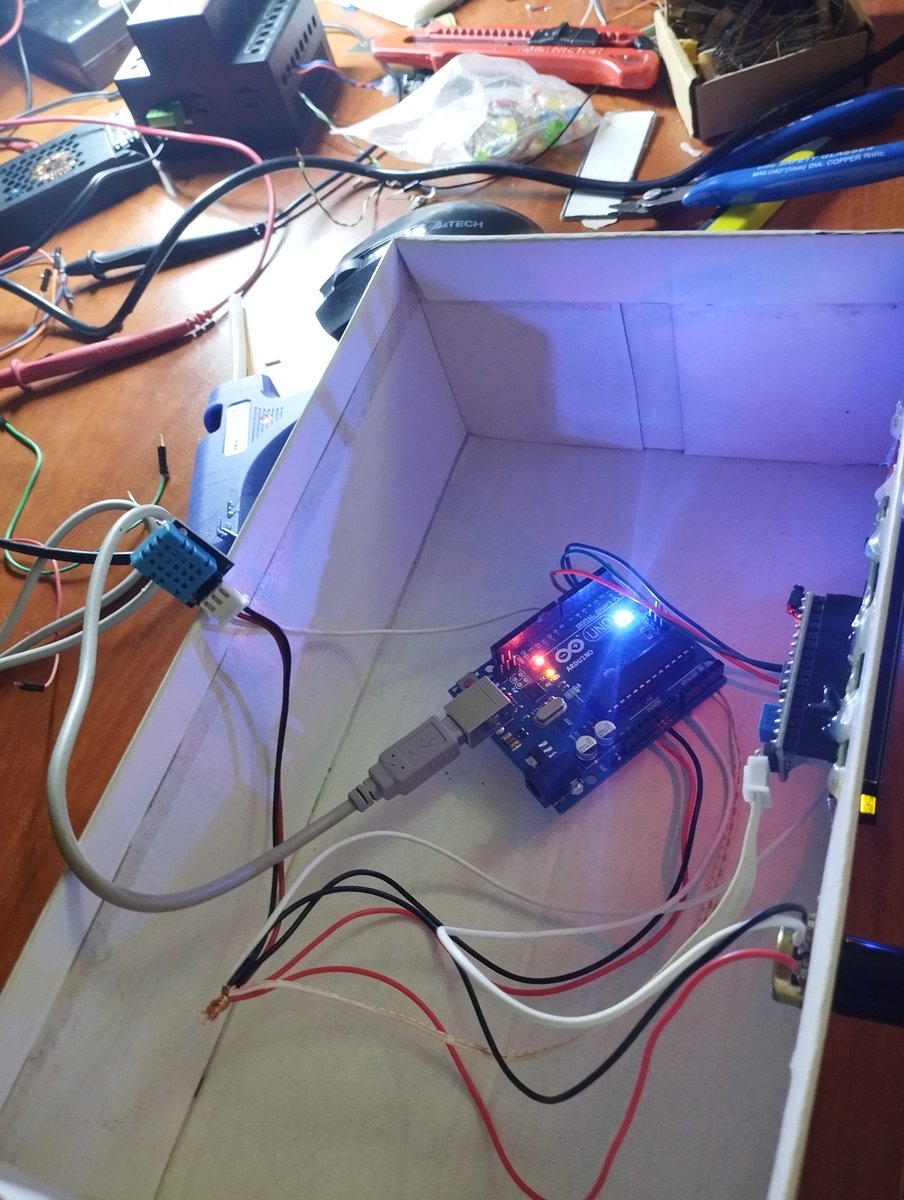 engineeruslan's tweet image. What project do you think I can make using these components?Arduino Uno+LCD screen(İ2C)+DHT11+10k potentiometer.
#microcontroller #arduino #dht11 #lcd #explore