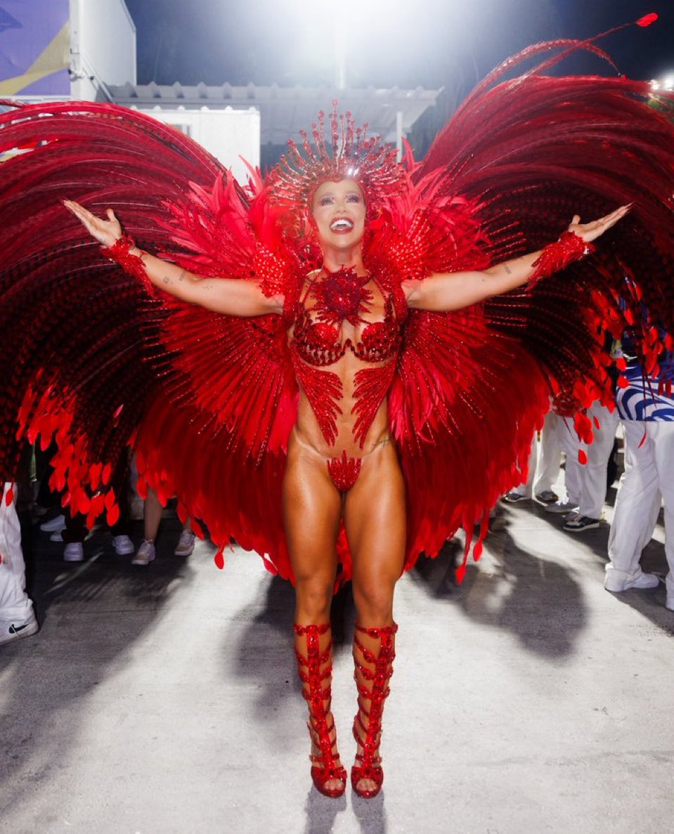 que mulher LINDAAAAAAA