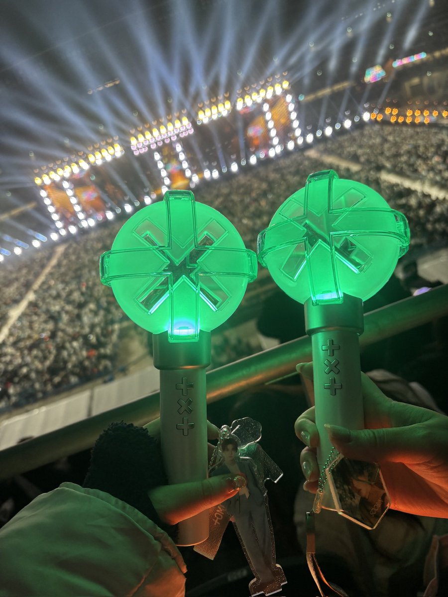 まき🍑🎈 tweet media