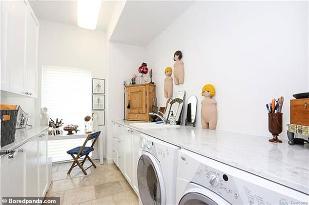 The dolls!!
Why???
#homedesign
#interiordesign
#interiors
#interiordecor