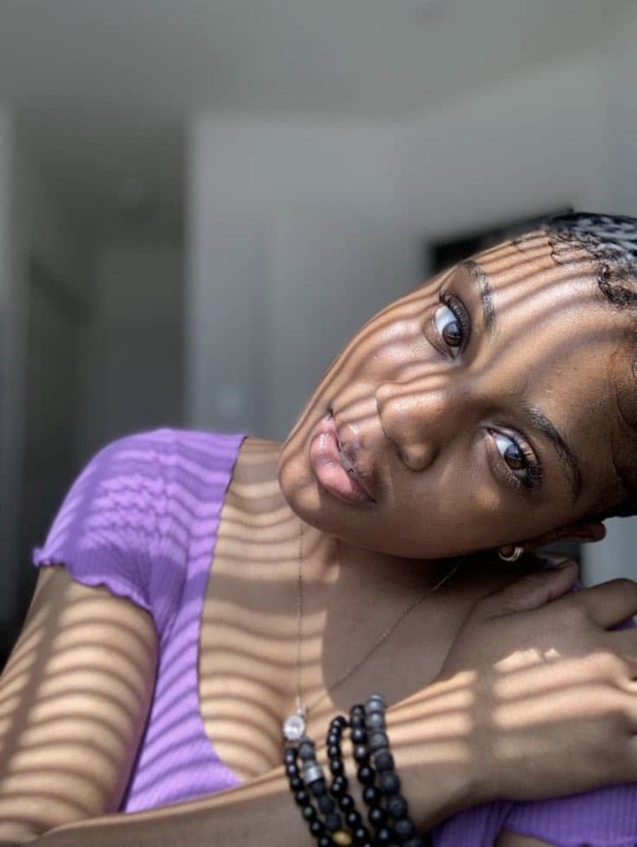 DolaQueen tweet media