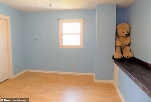 15zanaz's tweet image. Abandoned teddy bear in a house for sale.
#homedesign
#interiordesign
#interiors
#interiordecor