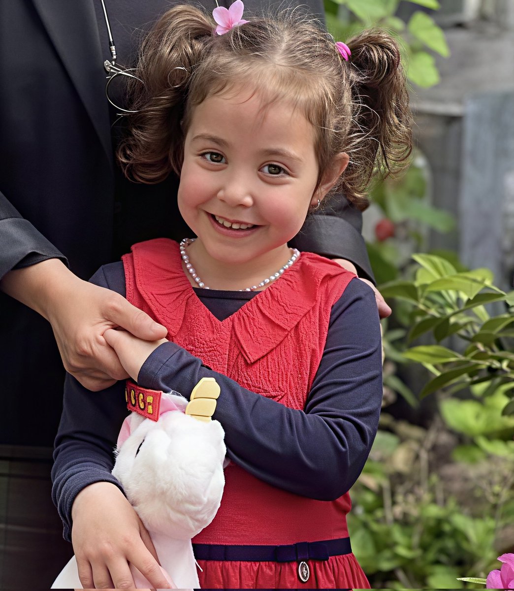 NoaMagid's tweet image. Azarnoush Khorasani, only 8 years old, was shot dead by the Islamic regime in Mashhad on January 9.

Remember her name 🥀