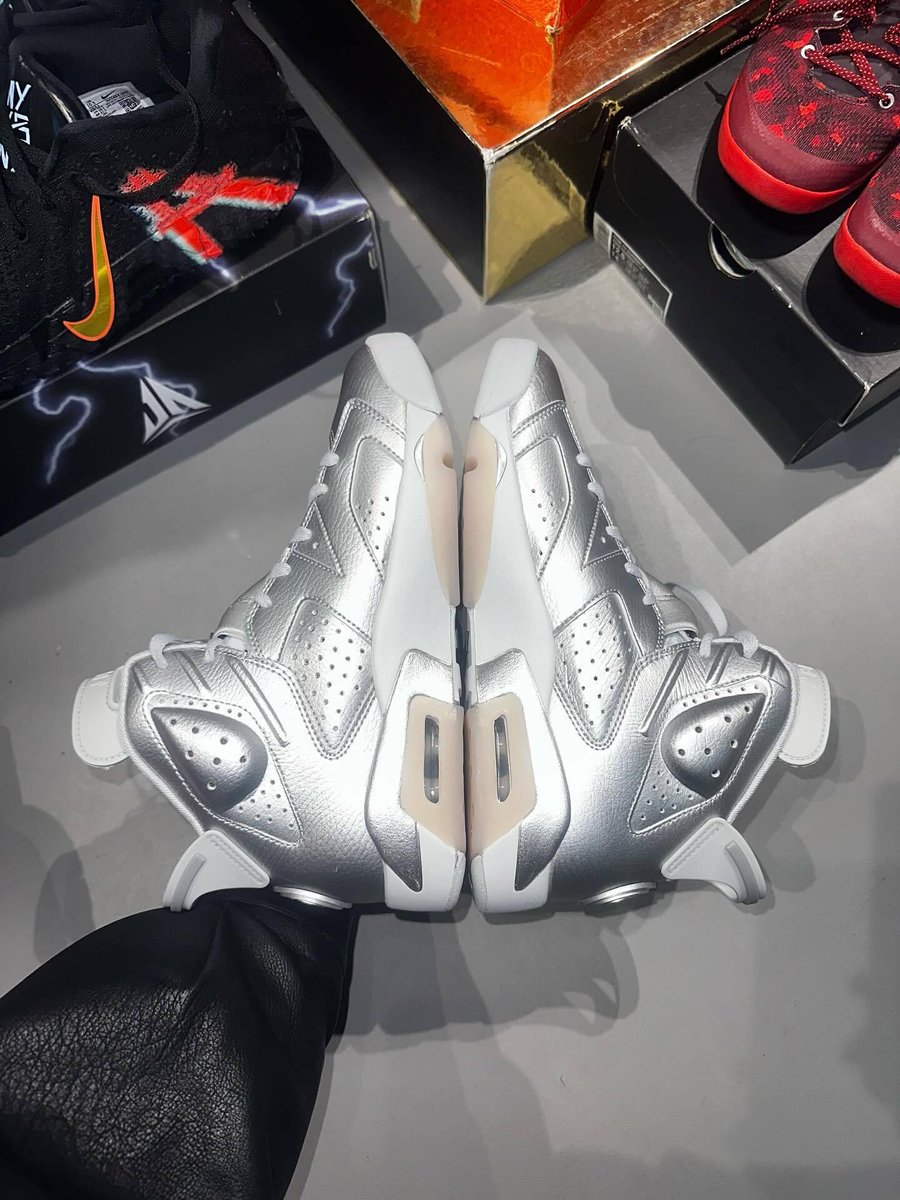 SneakerAlertHD's tweet image. PSG x Air Jordan 6 "Metallic Silver" ⛓️ 

🗓️ Spring 2026