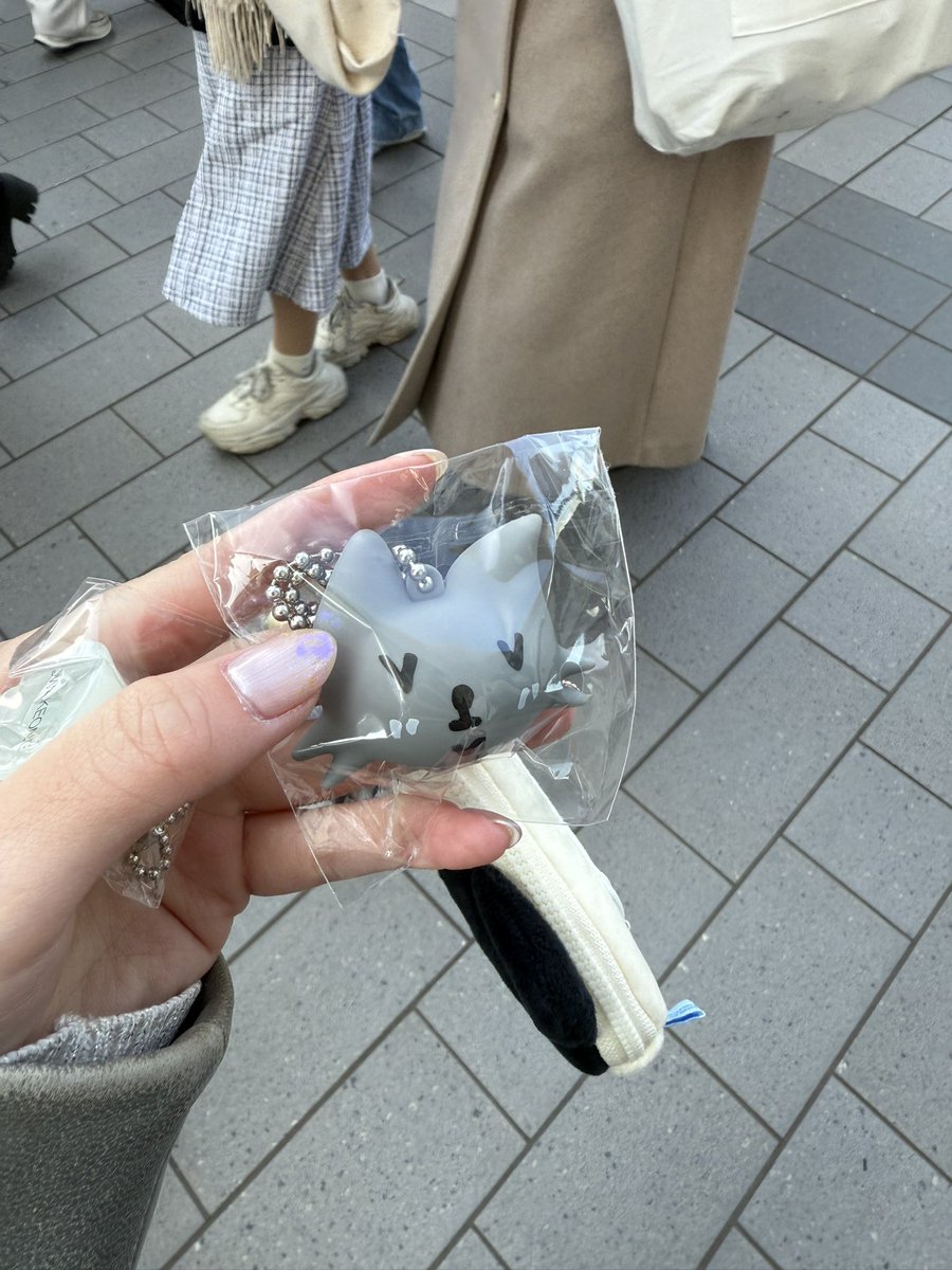 取引垢 tweet media