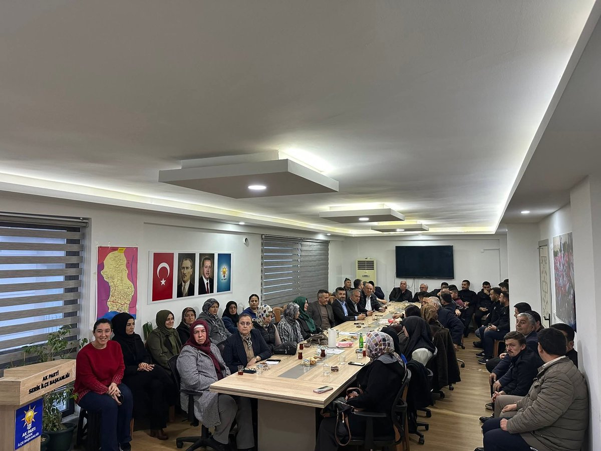 akkadinserik07's tweet photo. İlçe Başkanımız Ahmet Söker başkanlığında, İlçe Koordinatörümüz İlker Koç ve AK Parti Serik Kadın Kolları Başkanımız Selda Aslan’ın katılımlarıyla Üç Kademe İlçe Danışma Toplantımızı teşkilat mensuplarımız ile birlikte gerçekleştirdik.Serik AK Parti ailesi olarak tam kadro, ilk günkü aşkla ve kararlılıkla çalışmalarımıza devam ediyoruz.

@tugbaisikercan
@AKKADINGM
@alicetin_07
@akpartiantalya7
@GlinZboz
@akkadinantalya
@ahmetsoker7
@akkadinserik07
@selda_asla10174