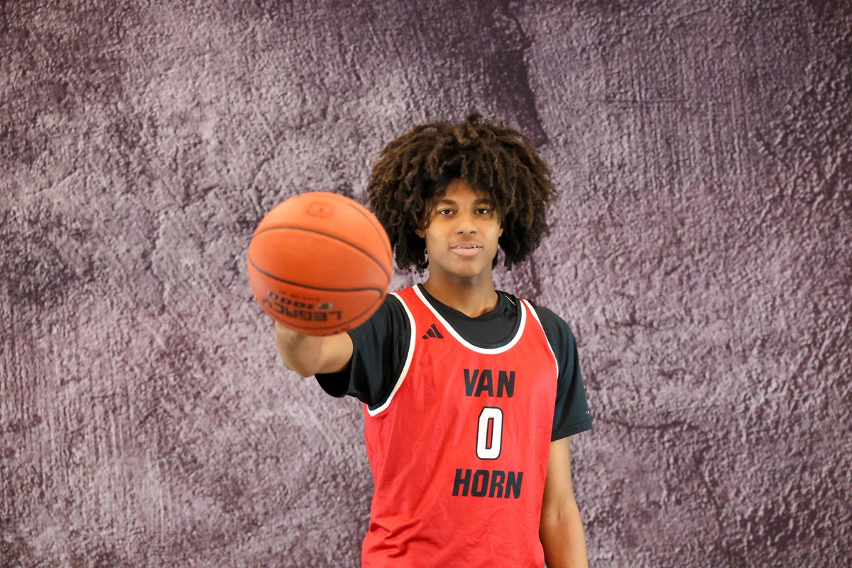 Van Horn Basketball tweet media