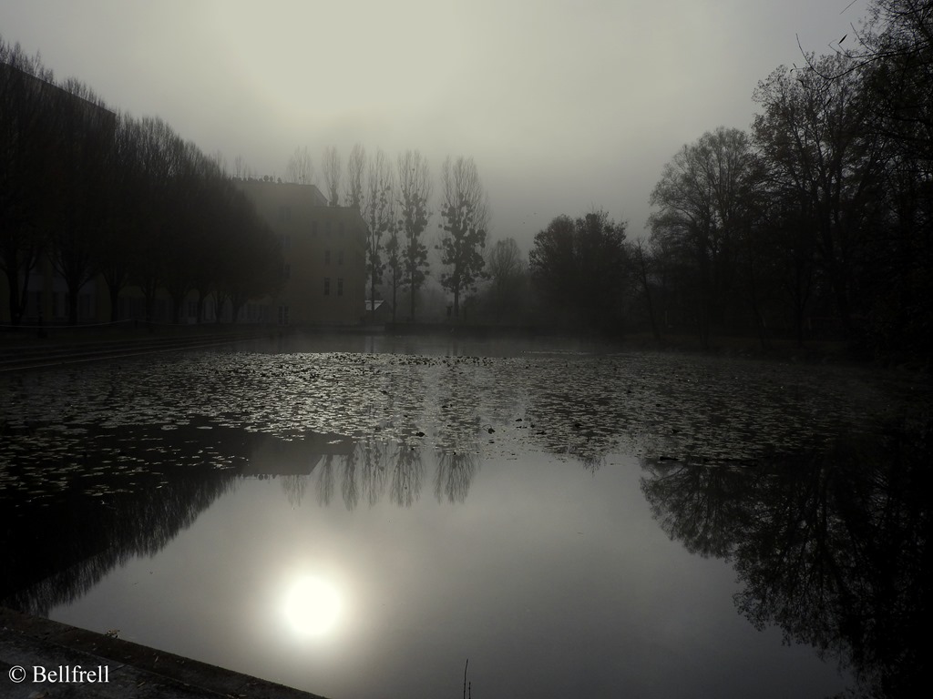 "Du aber, wenn du fastest, salbe dein Haupt und wasche dein Gesicht, damit die Leute nicht merken, dass du fastest, sondern nur dein Vater, der im Verborgenen ist; und dein Vater, der das Verborgene sieht, wird es dir vergelten."
Jesus von Nazareth 

Gesegneten #Aschermittwoch !