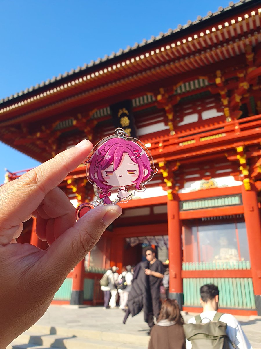 Fujisan_287's tweet photo. ได้พาครึ่งหนึ่งของชีวิตพี่สาวออกไปเปิดหูเ��ิดตาแล้วนะครับ 🇯🇵⛩️🌸 @VinaVtuberTH https://t.co/OXsoqZ8KwB