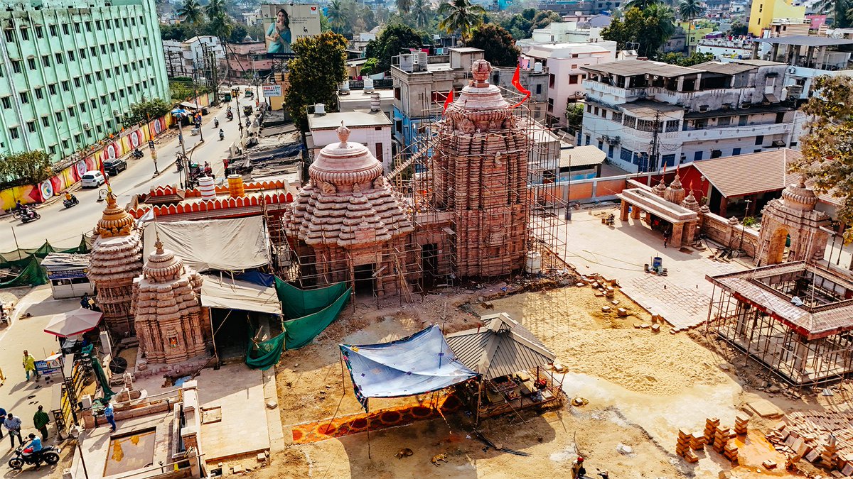 OBCC_Odisha's tweet photo. The sacred precinct of Maa Cuttack Chandi, revered as the presiding deity of #Cuttack, is being revitalised under the Integrated Development project executed by #OBCC. https://t.co/EHO6FKcsB6