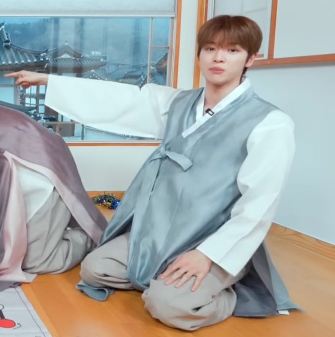 : ใครขโมยหัวใจหนูคะน้องชิ
:  ผู้กองคนนี้เลยแม่