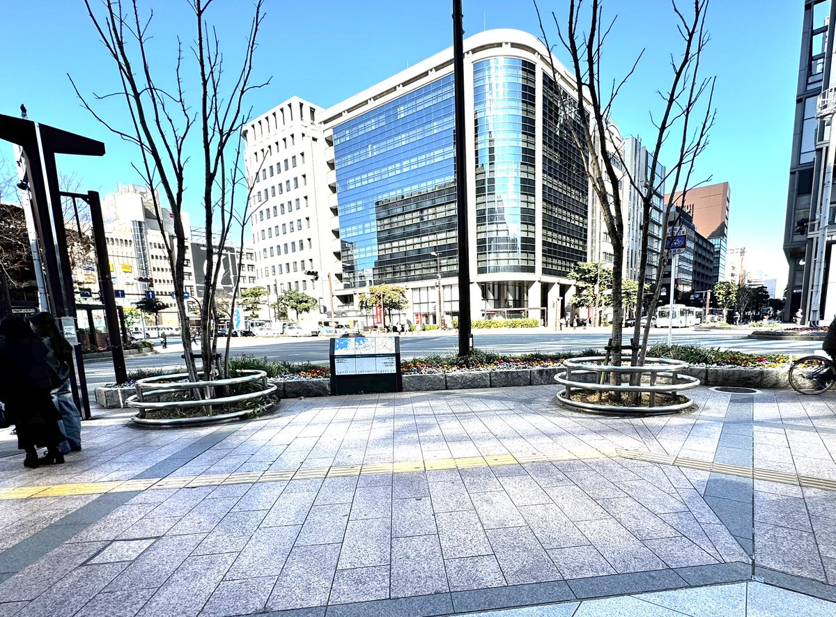 350ml_Galaxyy's tweet photo. 打ち合わせ諸々終わりクライアントが空港まで送りますよ!って言ってくれたけど、どうしても天神に行きたいんです… やりたいことがあって…とわざわざ天神まで送っていただき、最推しの聖地巡礼ができました。ありがとう福岡。東京に帰ります。
#ACE_SPEC https://t.co/18lai2f6r9