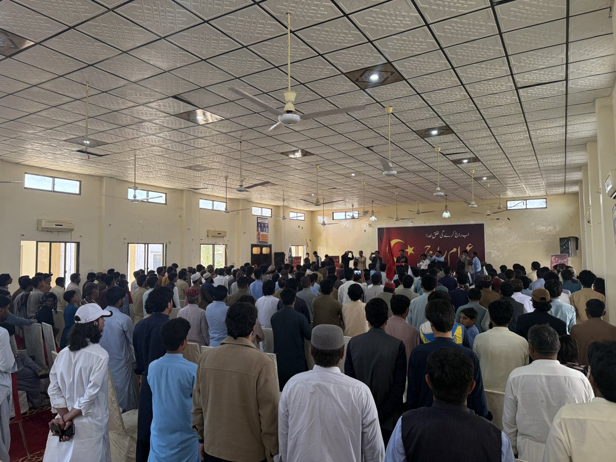 Naujawano! Agar tum uth kharay hue to koi system tumhara raasta nahi rok sakta. Awaam Raaj sirf khawab nahi, ek irada hai — aur irade jab mazboot hoon to inqilab paida hota hai.
#AwaamRaaj