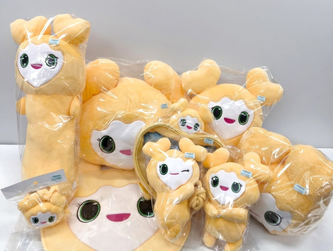 TWICE 🍭︎💕 【入荷情報】 ジヒョさん中心にラブリーグッズが沢山入荷