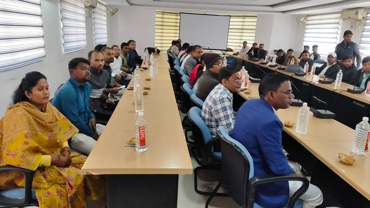HLTH_JHARKHAND's tweet photo. State Level Capacity Building Training cum workshop for Dental Hygienist/Assistant under (NOHP) NP-NCD Program at IPH Conference Hall, Namkum, Ranchi - Organised by NCD (NOHP)Cell, Namkum, Ranchi.
#training #npncd #NoHp #DentalCare #OralHealth https://t.co/0UWFrs8LPp