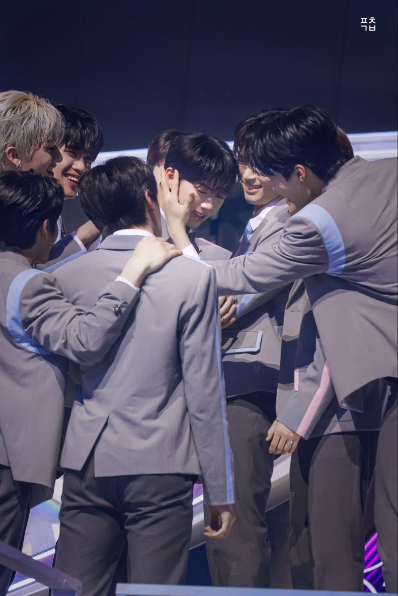 “yujin is the little brother zerobaseone needed”…😭