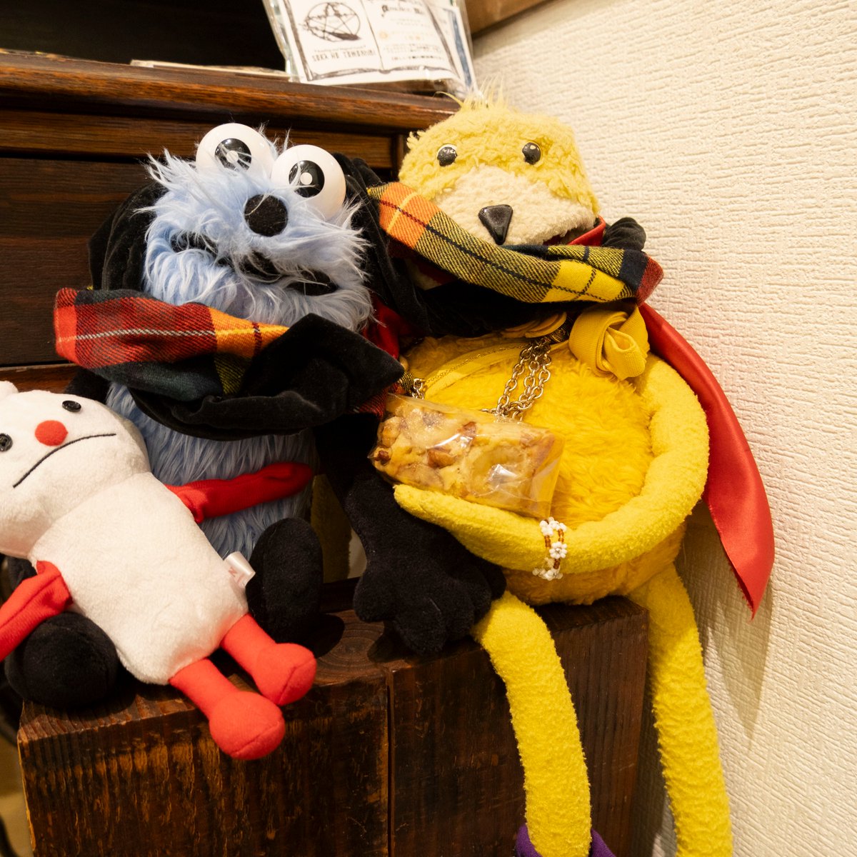 にちようびのバナナー！spicaのおやつさん <a href="/spica_scone/">spicaのおやつ</a> のバナナとくるみのふわふわベイクドケーキ！バナナがいっぱいのってて、くるみがざくざくして、ケーキがふわふわでおいしかったねえー！ #えりくのおやつ