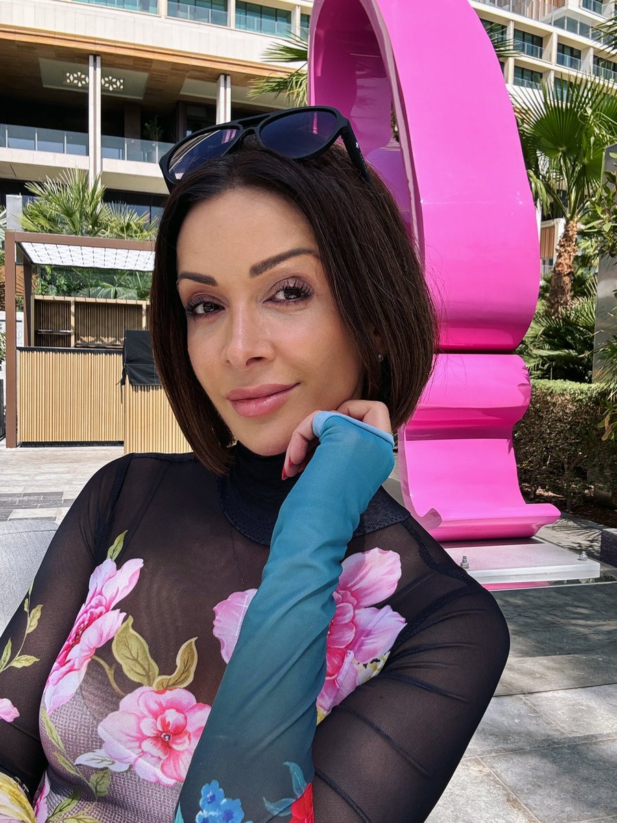 MetaMona tweet media