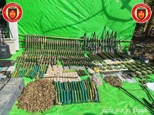 စစ်ကိုင်းတိုင်းထဲ PDF တွေလက်စွမ်းပြလိုက်ပြီ 

ဒု-ဗိုလ်မှူးကြီး အောင်မျိုးဦး ဦးစီးတဲ့ စခန်း ၂ခု၊ ဗိုလ်ကြီးနောင်သူရဦးစီးတဲ့ ကိုးတောင်ဘို့ရွာစခန်းအပါအဝင် စခန်း ၄ခုကို   PDF ပူးပေါင်းတပ်တွေ သိမ်းပိုက် လိုက်ပြီလို့ အမှတ် ၁စစ်ဒေသကထုတ်ပြန်ထားပါတယ်