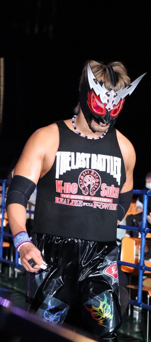 誕生日おめでとうございます🎉🎊 #横須賀ススム 選手 #DRAGONGATE