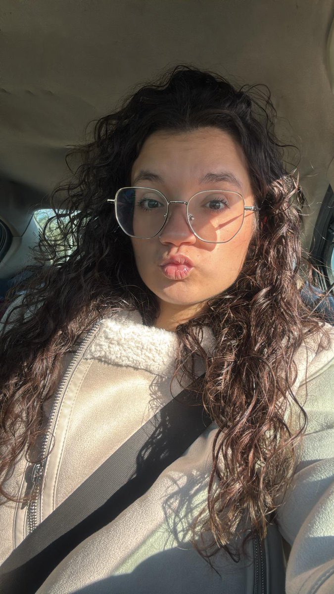 Esther P. tweet media