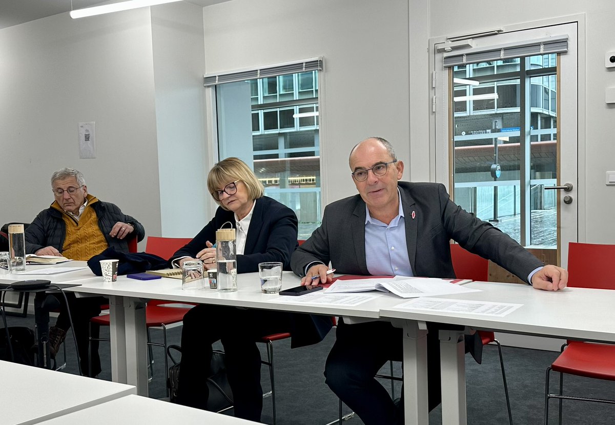 cpme94's tweet image. Les sujets ne manquent pas à la section commerce @CPMEnationale présidée par @PHILIPPECOY 🥹 #simplification lutte contre la concurrence déloyale, propositions pour les candidats aux municipales @Xavier_Douais #EnsembleOnVaPlusLoin