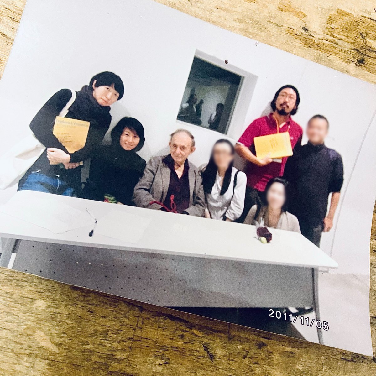 ワイズマン監督の訃報を今更ながら知りました…。金沢21世紀美術館での特集上映で来沢されたのが15年前。今も、夢みたいな出来事だったと思います。『チチカット・フォーリーズ』から『至福のレストラン』まで、どの作品も、本当に本当に面白かった。また上映したいです。ありがとうございました