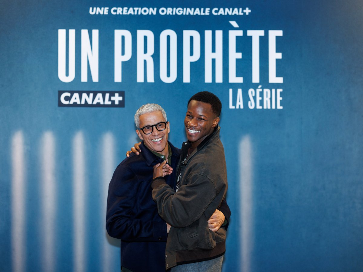 De Marseille à Paris… l’équipe de la série UN PROPHÈTE, une Création Originale CANAL+, était réunie hier soir pour l’avant-première✨

UN PROPHÈTE avec Sami Bouajila et Mamadou Sidibé en exclusivité sur CANAL+ à partir du 2 mars