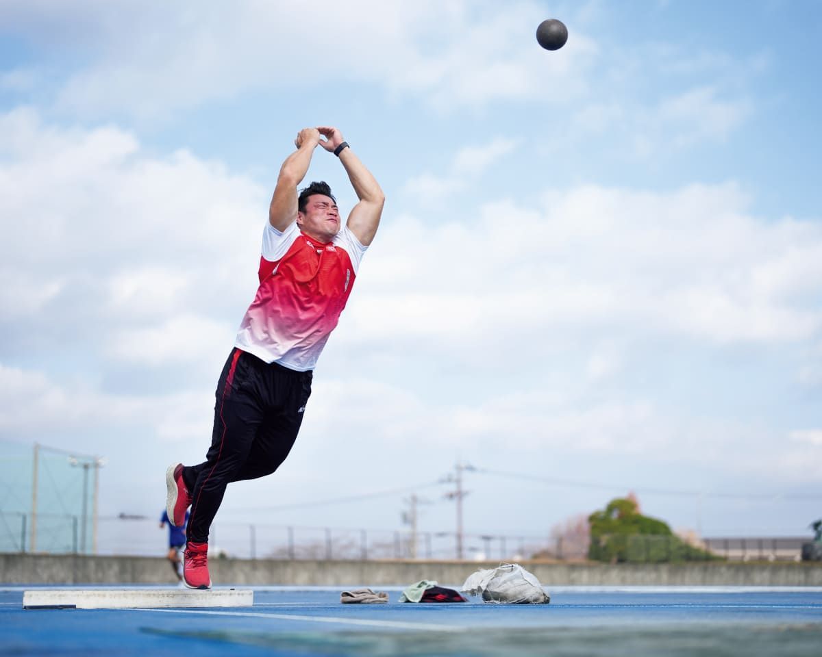 2025年、世界陸上とデフリンピックの両方に出場した唯一の選手。陸上競技の円盤投げにおける日本記録保持者でもある彼の軌跡と、世界への挑戦。

『湯上剛輝（円盤投げ）「手話で応援してくれた。こんな経験は初めてです」』
tarzanweb.jp/post-365652