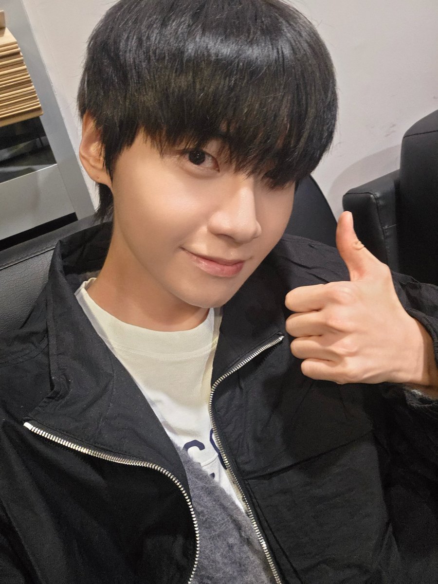 이진혁 (LEE JIN HYUK) tweet media