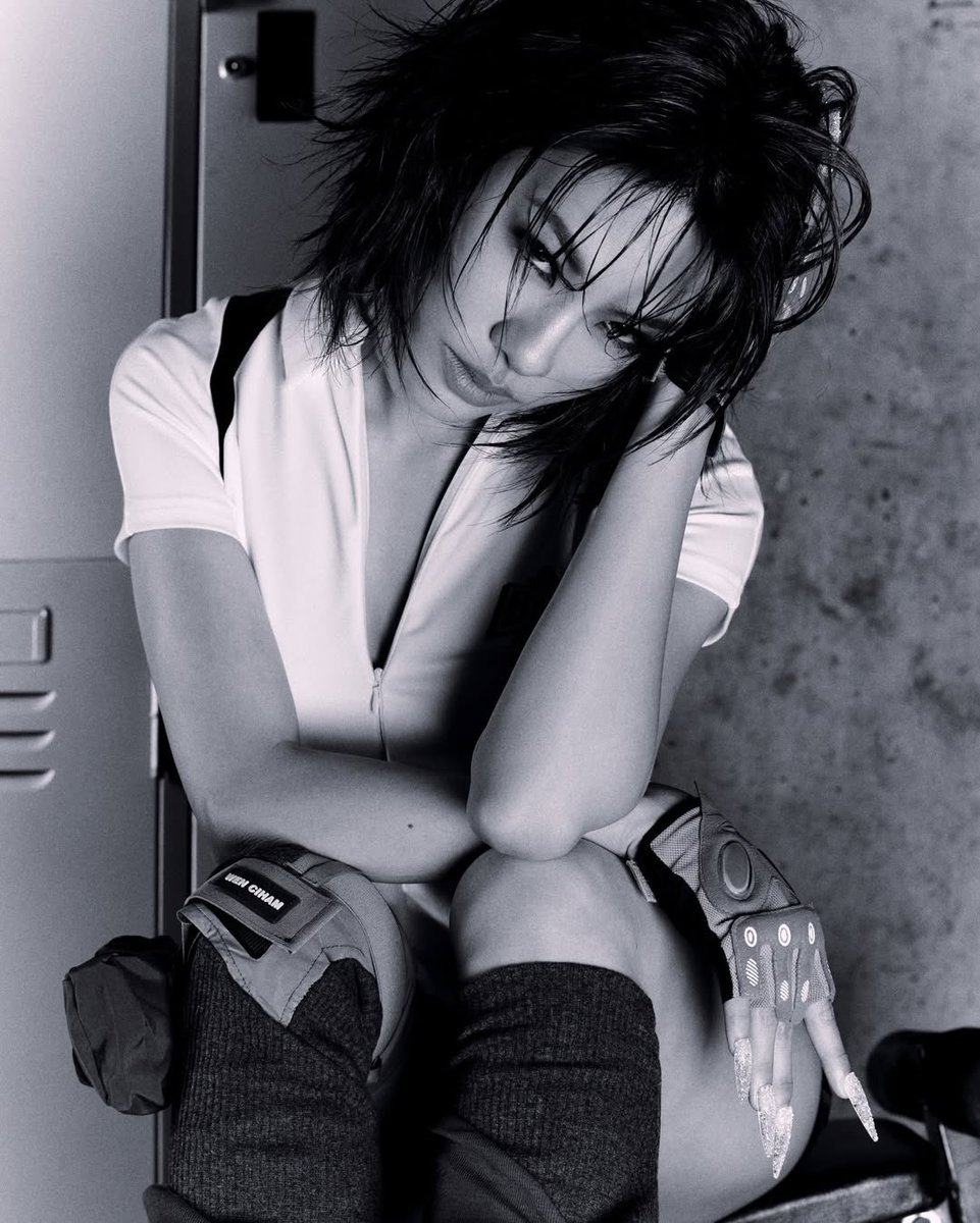 nukuptu_'s tweet image. ยาดมของมี่ พี่ขอได้มั้ย 🤯

( #emiamily )