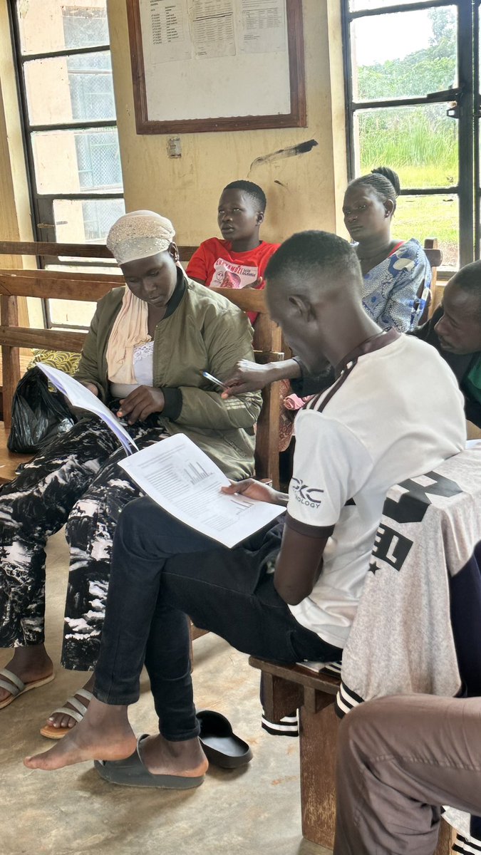 RonnieReagan24's tweet photo. 📌 I am embarking on a journey to support youth champions under the @TeamUpUG program to review draft issues briefs on #SRHR, #WASH, & #Agriculture, as the prepare for submission to the stakeholders. At @action4hU, we believe grassroot youth-led Advocacy for sustainable change https://t.co/eMplf7pphK