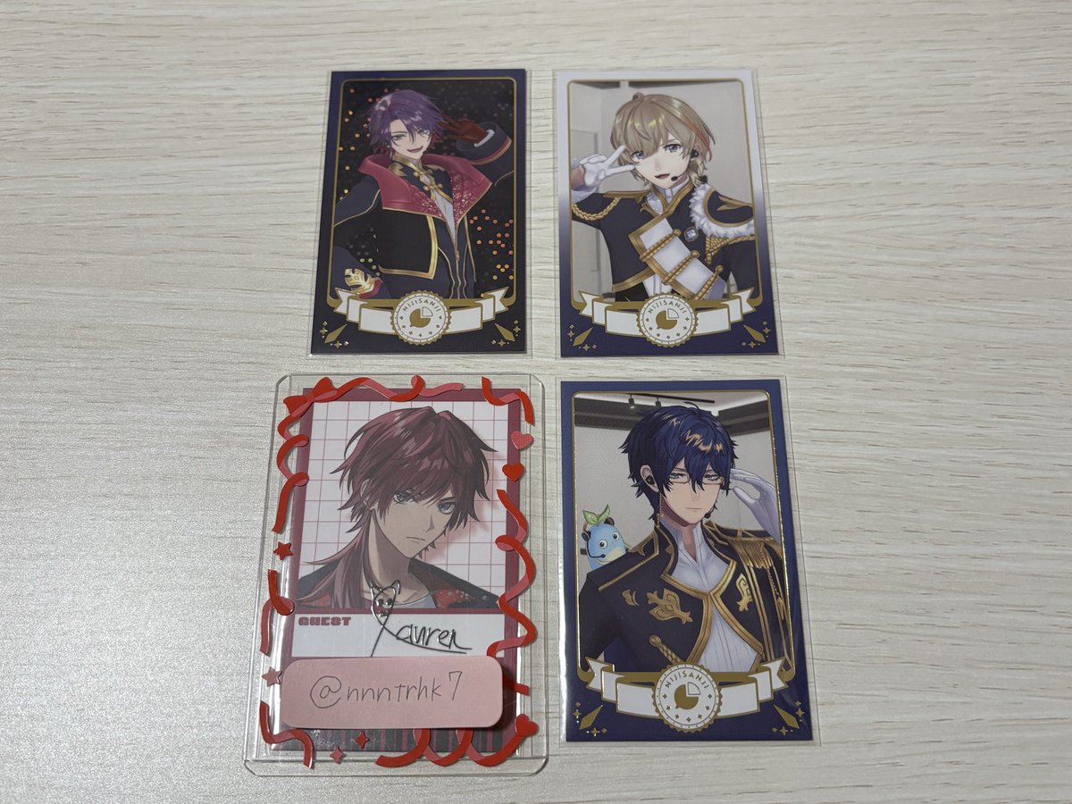 ななな tweet media