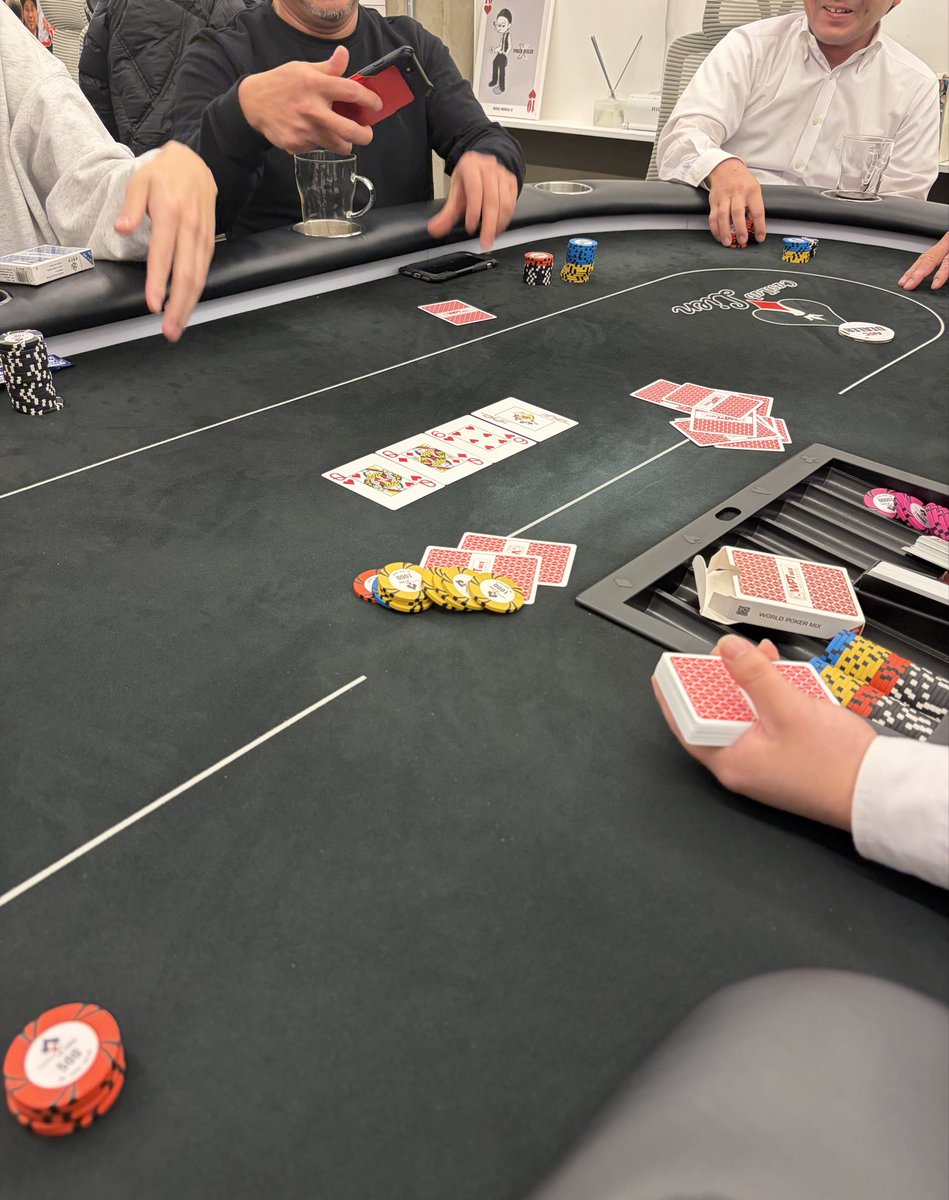 ピット tweet media