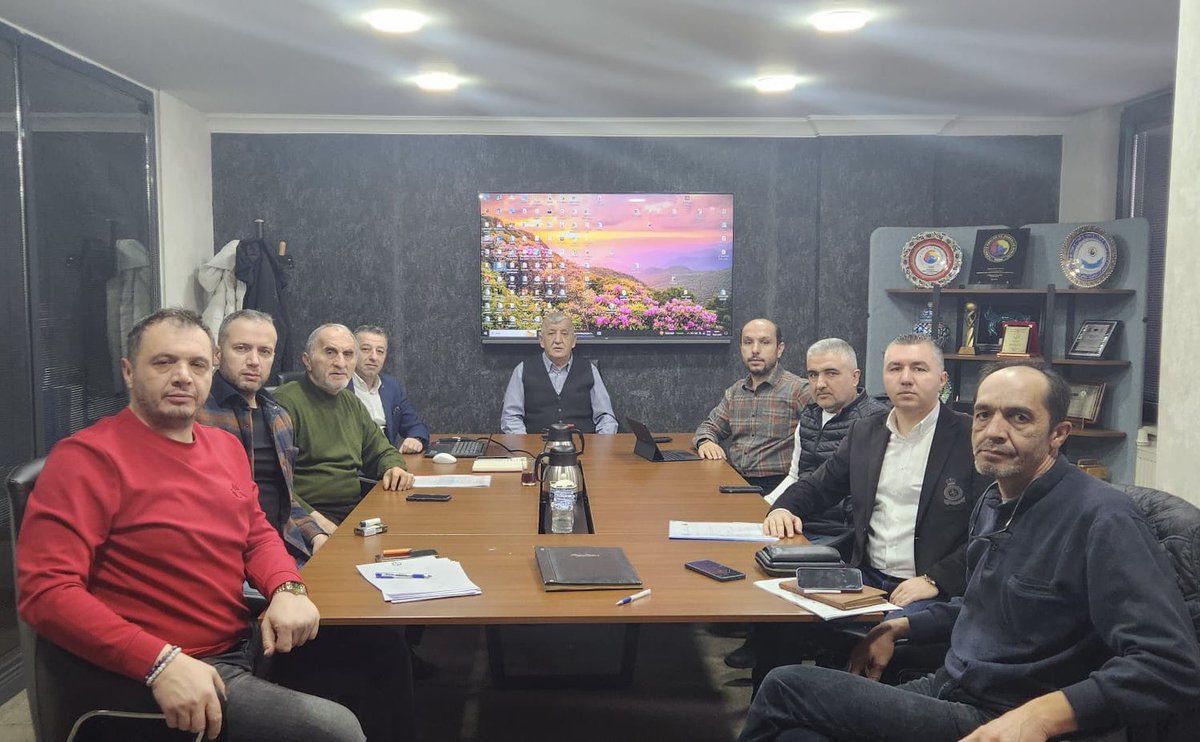 ttsoorg's tweet photo. Ramazan ayı öncesi son Yönetim Kurulu Toplantımızı gerçekleştirdik.
Toplantıda gündem maddeleri görüşülerek karara bağlandı.
Ramazan ayının hayırlara vesile olmasını temenni ediyoruz. https://t.co/ORm9T6BlnR