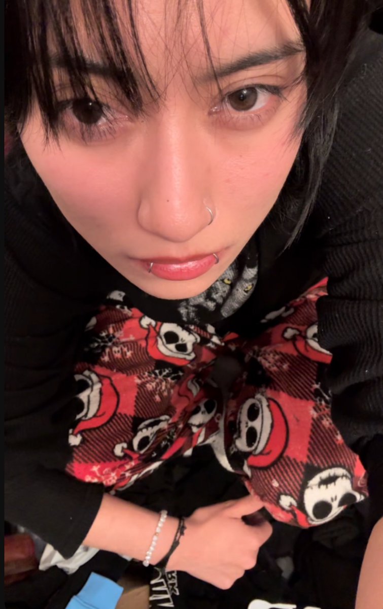 ‍‍ ‍‍ kyauhn 🦇 tweet media