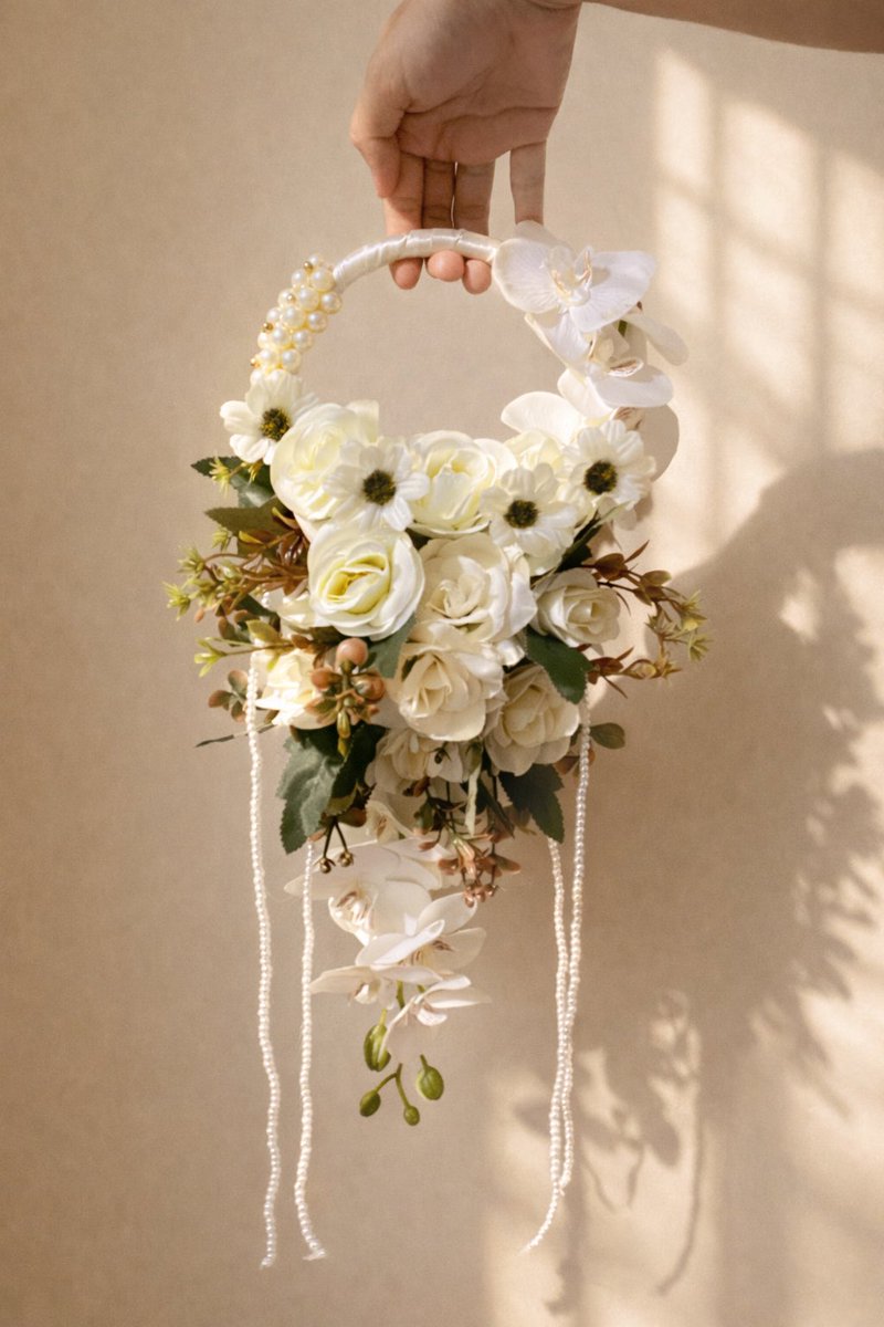 capribomb's tweet photo. Haloo

adakah disini yang mau engagement/wedding dan butuh handbouquet? aku mau buka usaha sewa handbouquet untuk daerah Kota Tangerang, barangkali disini ada bride to be yang mau aku buatkan free handbouquet boleh DM or reply disini yaa><
#HandBouquetTangerang https://t.co/q2P0f60b3F
