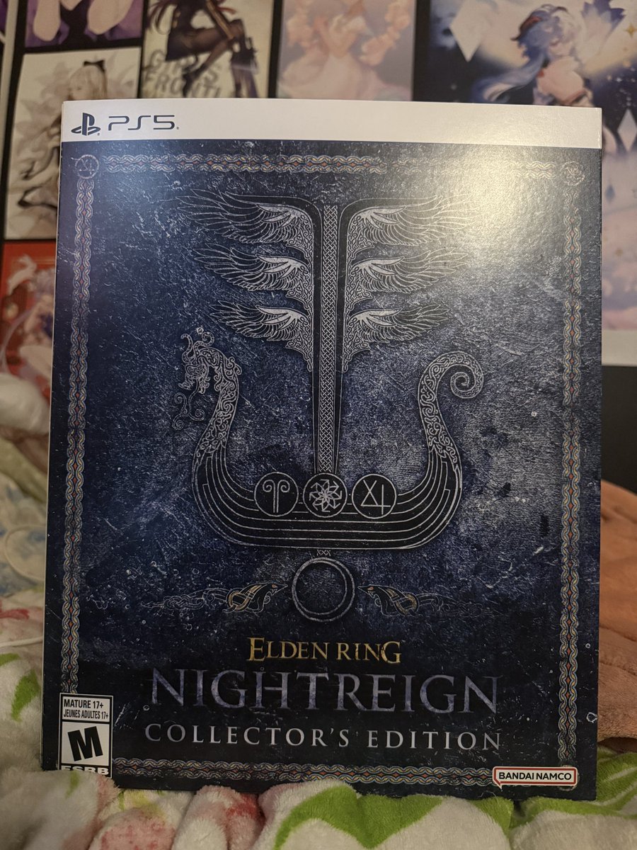 im at a very very sick time of my life but it ARRIVED im so happy im cured instantly!!!!

unboxing video soon! 🩵

also, happy year of the horse from a horse!! 🧧