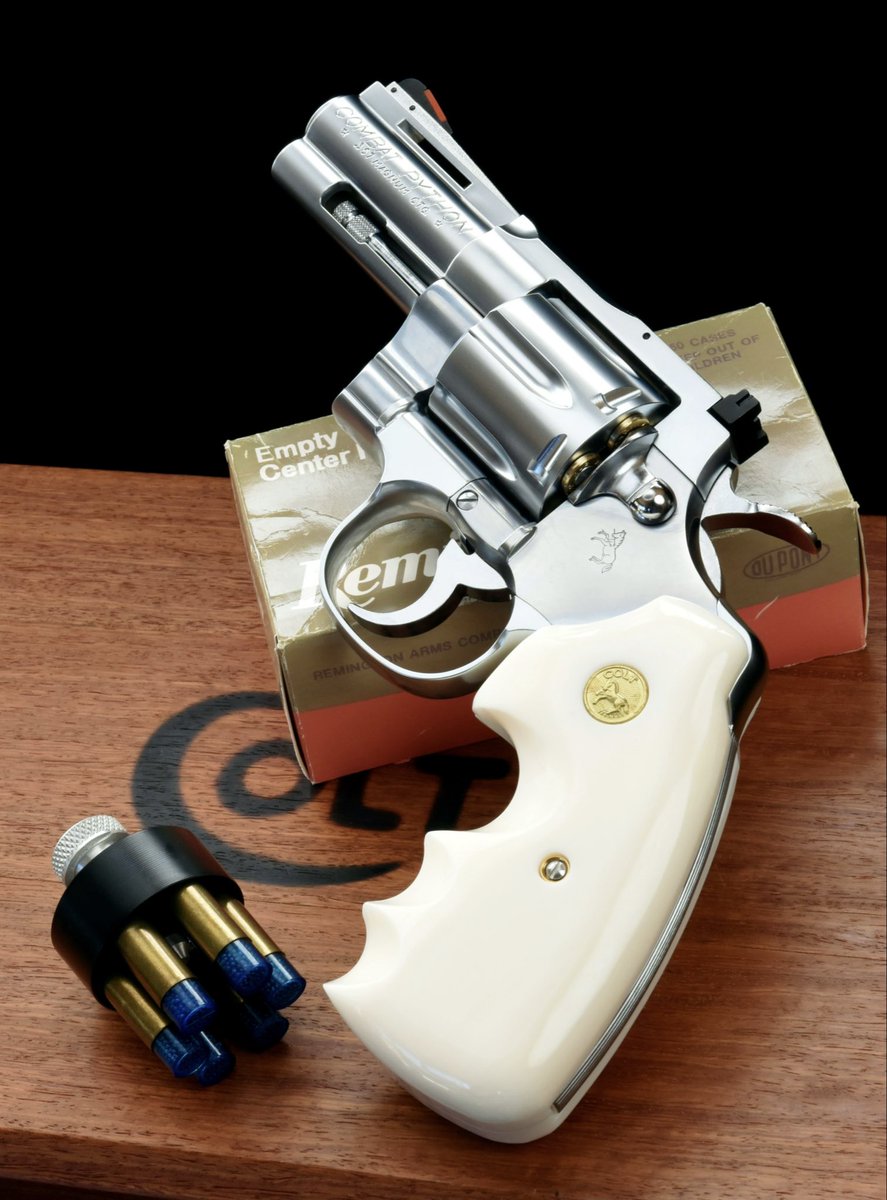 今夜のトイガン（モデルガン） Colt COMBAT PYTHON .357 3inch