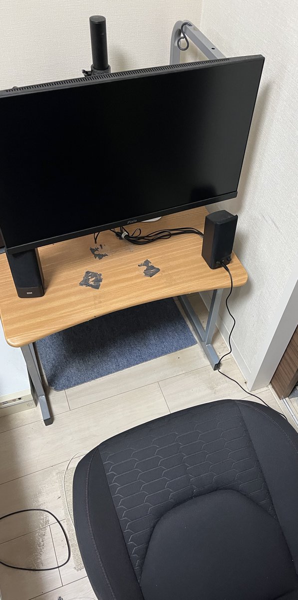 Axia_apr's tweet photo. 〜ご報告〜
今年2026年は選手から身を引いて就職先での仕事に集中しようと思います。

なのでJEGTやGT7内のレースといった活動は今年度はお休みさせて頂きます。

仕事に慣れてきて落ち着いた頃にまた一から頑張って必ずJEGTに帰ってきます！

今年も変わらずCTTFの応援をお願いいたします😉 https://t.co/ui1Qleu8qR