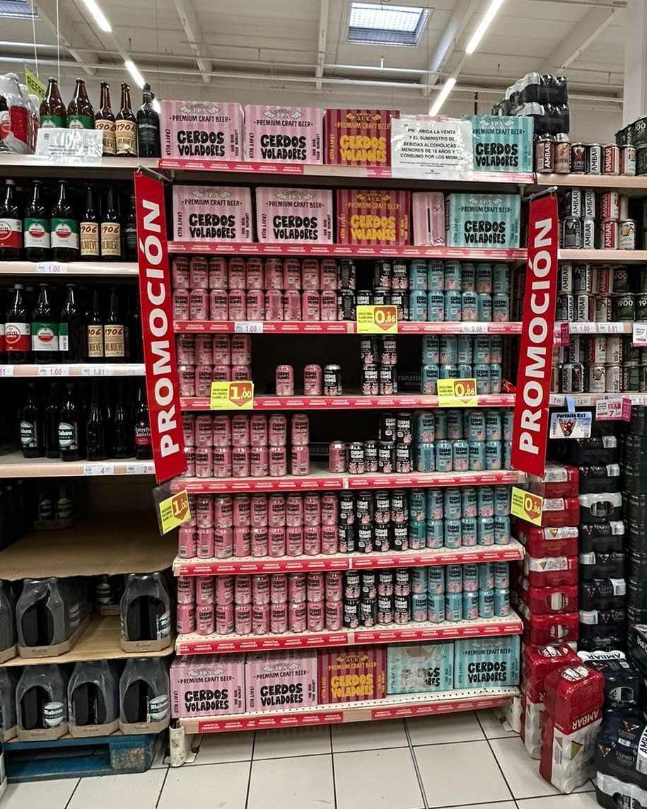 Cerdos Voladores beer 🐽 tweet media