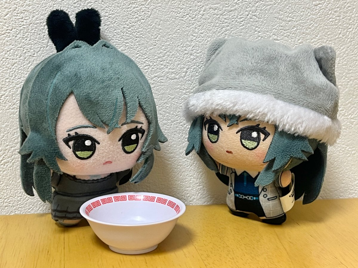 patmtatm's tweet photo. プロデューサー、まだ食べるって。
意外としたたか。 https://t.co/CcpzFV29nm