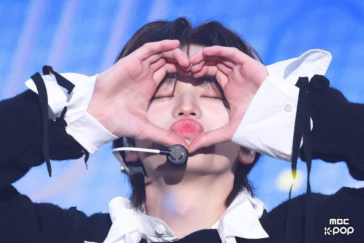 ㄹㄷ🖤 tweet media