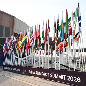नई दिल्ली के भारत मंडपम में आयोजित #IndiaAIImpactSummit2026, PM Modi के मार्गदर्शन में वैश्विक दक्षिण के लिए एआई नवाचार का नया अध्याय लिख रहा है। 🌍

20 देशों की भागीदारी के साथ यह समिट “AI for All” के विज़न को साकार करते हुए तकनीक को समावेशी, सुरक्षित और प्रभावशाली बना रहा है।